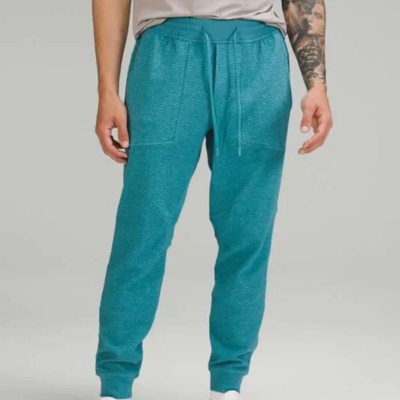 Lululemon at ease joggers - Picture 1 of 5